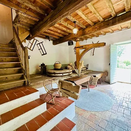 Villa Le Moulin De La Grave 450m2 *